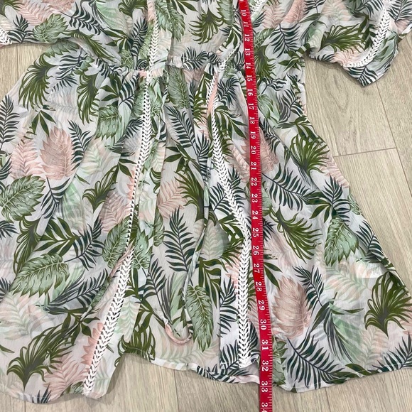 Miken • SWIM Leaf Printed Tie-Front Kimono Cover for Beach or Pool - Picture 15 of 15
